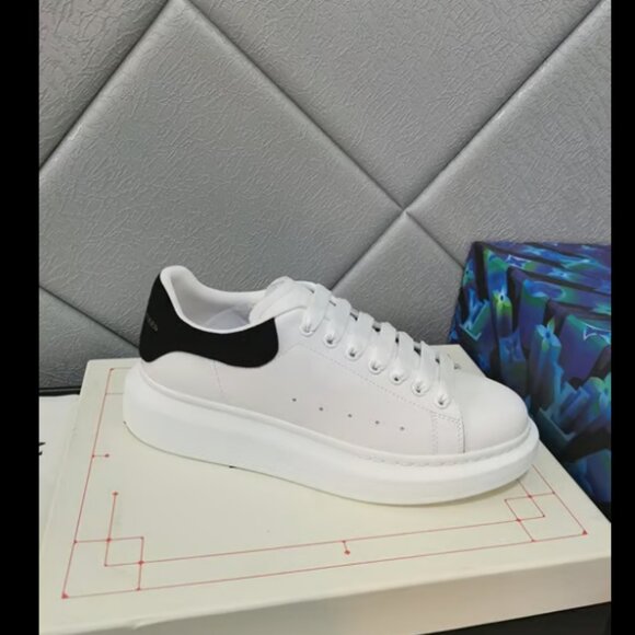 Alexander McQueen shoes - Picture 3 of 5